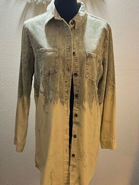 Peach Love California Two-Tone Olive/Tan Corduroy Button-Down Shacket